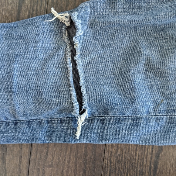 Rag and Bone Light Wash Distressed Skinny - Picture 7 of 14